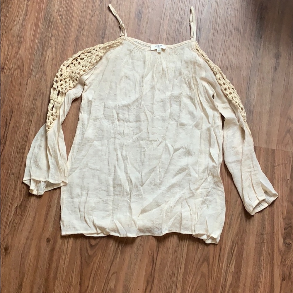 Cold Shoulder top